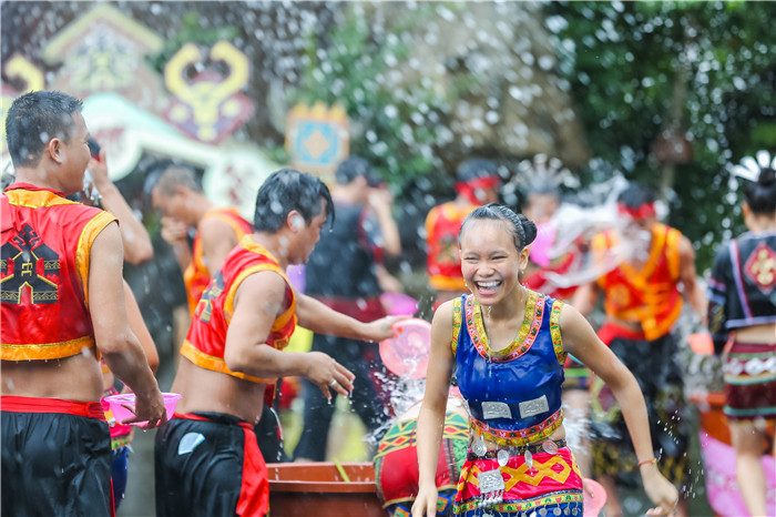 3、嬉水狂歡